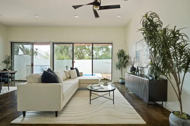 $1,050,000 | 2017 Kinney Avenue, Unit B, Austin, TX 78704