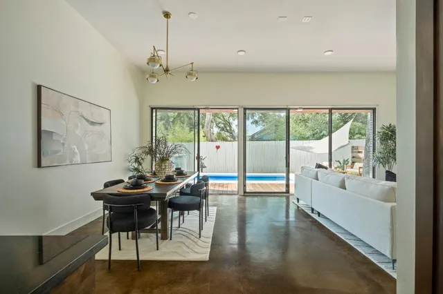 $1,050,000 | 2017 Kinney Avenue, Unit B, Austin, TX 78704