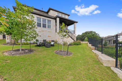$800,000 | 305 Avena Trail, Austin, TX 78738