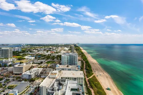 $5,390,000 | 6899 Collins Avenue, Unit LPH04, Miami Beach, FL 33141