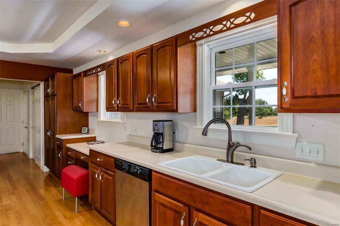 6527 Crook Road Waterloo, IL 62298 - Photo 19 of 43