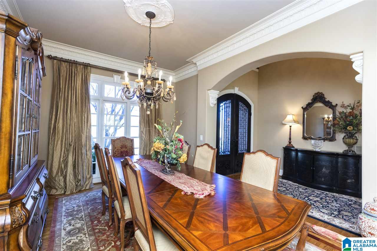 4036 Butler Springs Place Hoover, AL 35226 - Photo 3 of 36