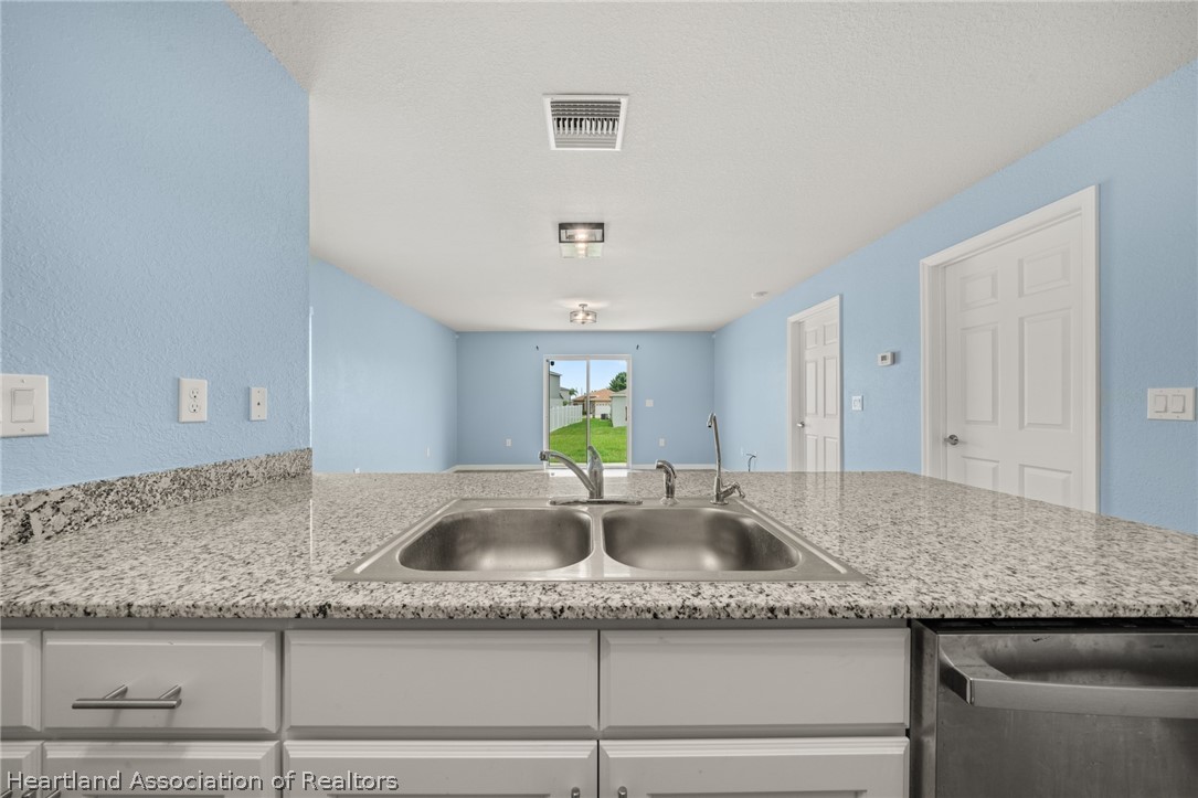 1448 Stone Ridge Circle Sebring, FL 33870 - Photo 12 of 49