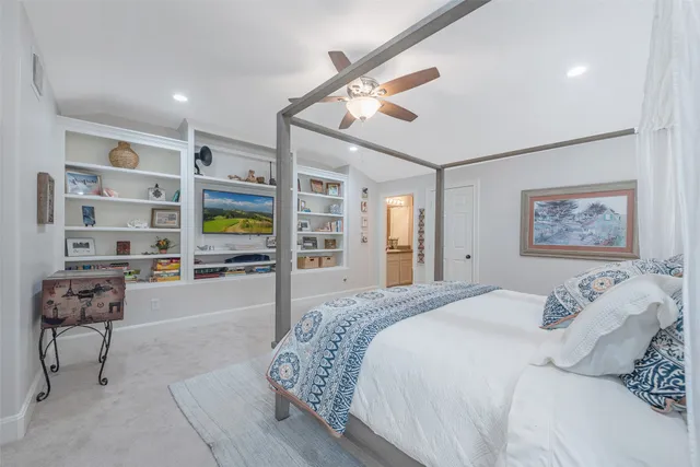 $875,000 | 2026 Elmen Street, Houston, TX 77019