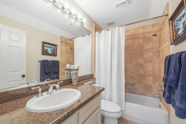 $875,000 | 2026 Elmen Street, Houston, TX 77019