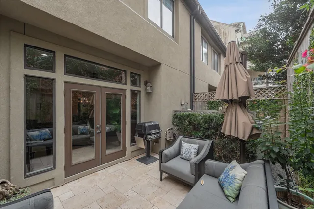 $875,000 | 2026 Elmen Street, Houston, TX 77019