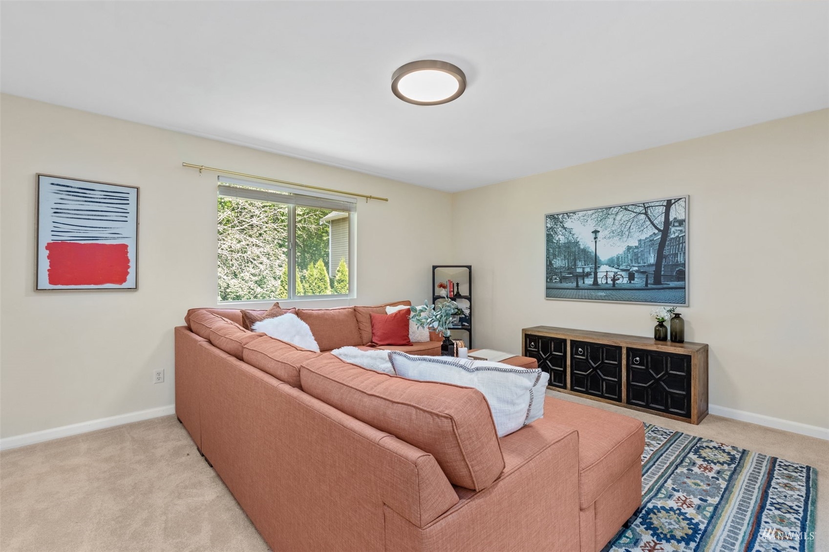 2321 Stafford Way Bothell, WA 98012 - Photo 12 of 38 a living room with furniture and a window