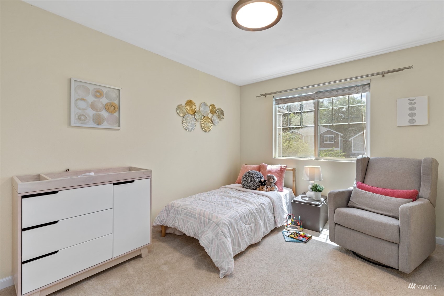 2321 Stafford Way Bothell, WA 98012 - Photo 23 of 38 a bedroom with a bed and a couch