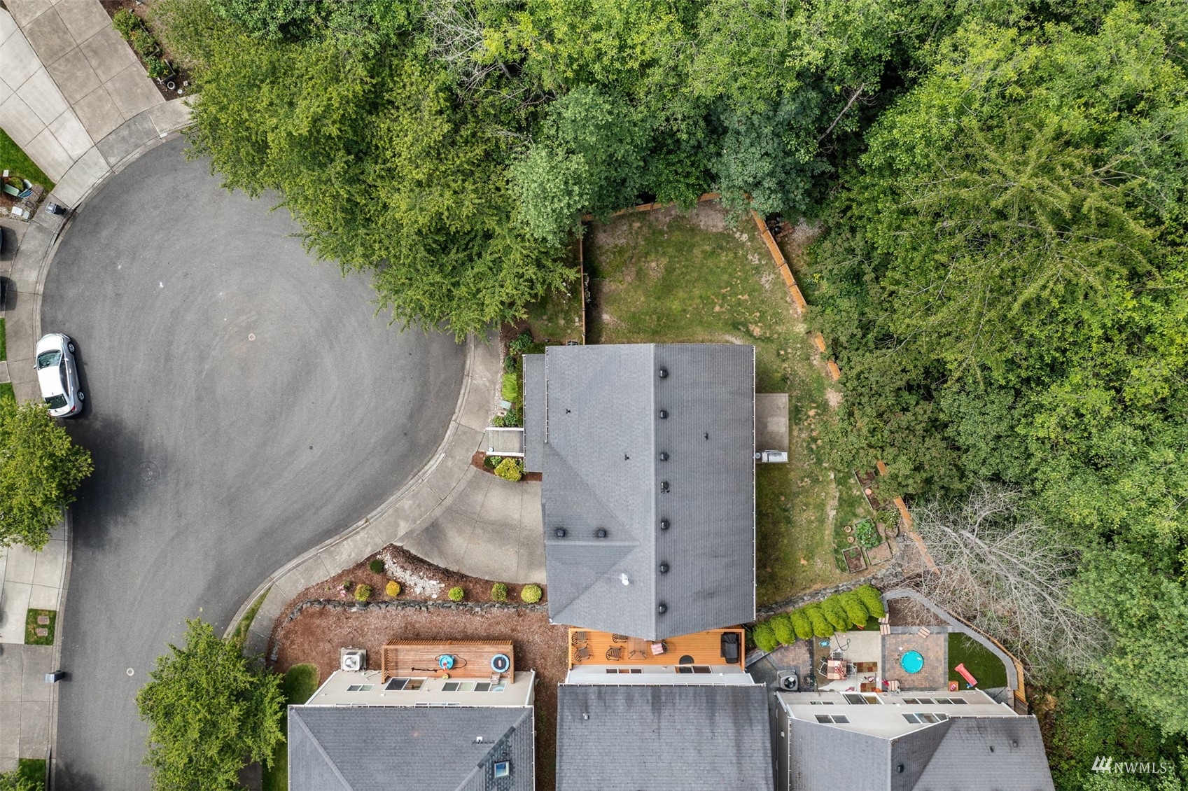 2321 Stafford Way Bothell, WA 98012 - Photo 35 of 38 an aerial view of a house with outdoor space