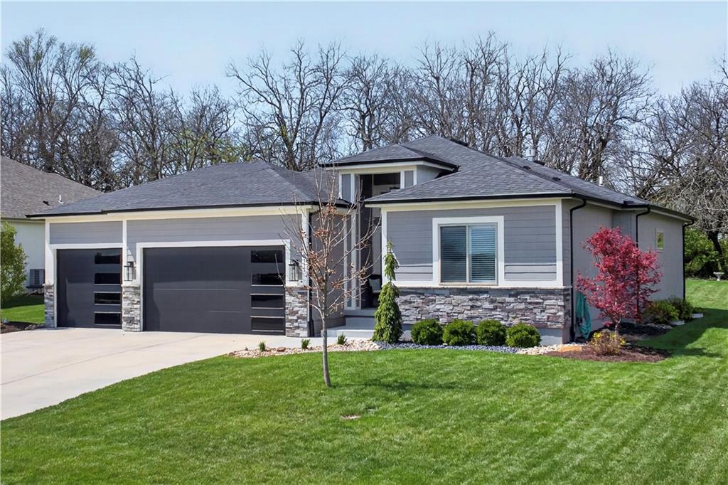 9115 Southwest 12th Street Lee's Summit, MO 64064 - Photo 3 of 50