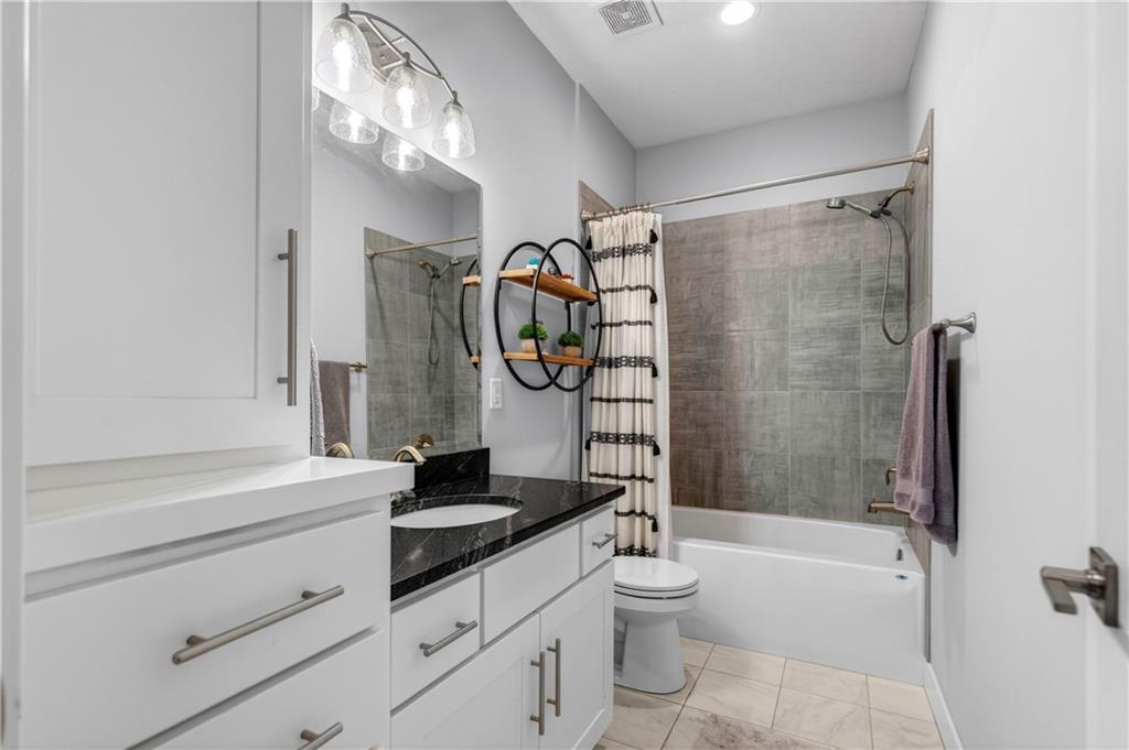 9115 Southwest 12th Street Lee's Summit, MO 64064 - Photo 38 of 50