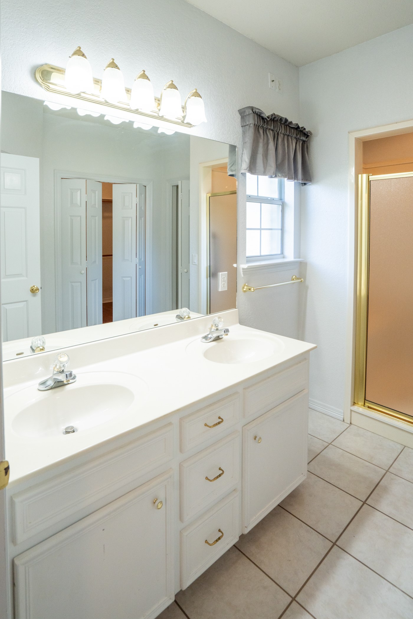 2912 Brandy Lane Georgetown, TX 78628 - Photo 21 of 39