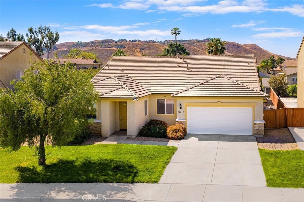 12232 Brianwood Drive Riverside, CA 92503 - Photo 3 of 80