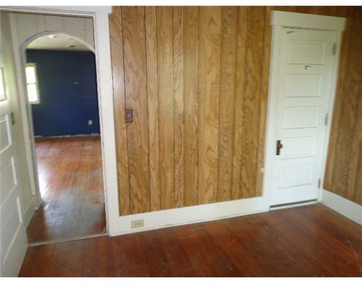 1593 Guenther Road Dayton, OH 45417 - Photo 6 of 9