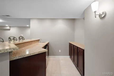 $525,000 | 819 Honeywood Drive, Lake St. Louis, MO 63367