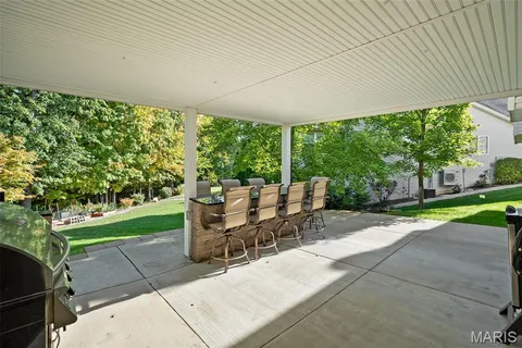 $525,000 | 819 Honeywood Drive, Lake St. Louis, MO 63367