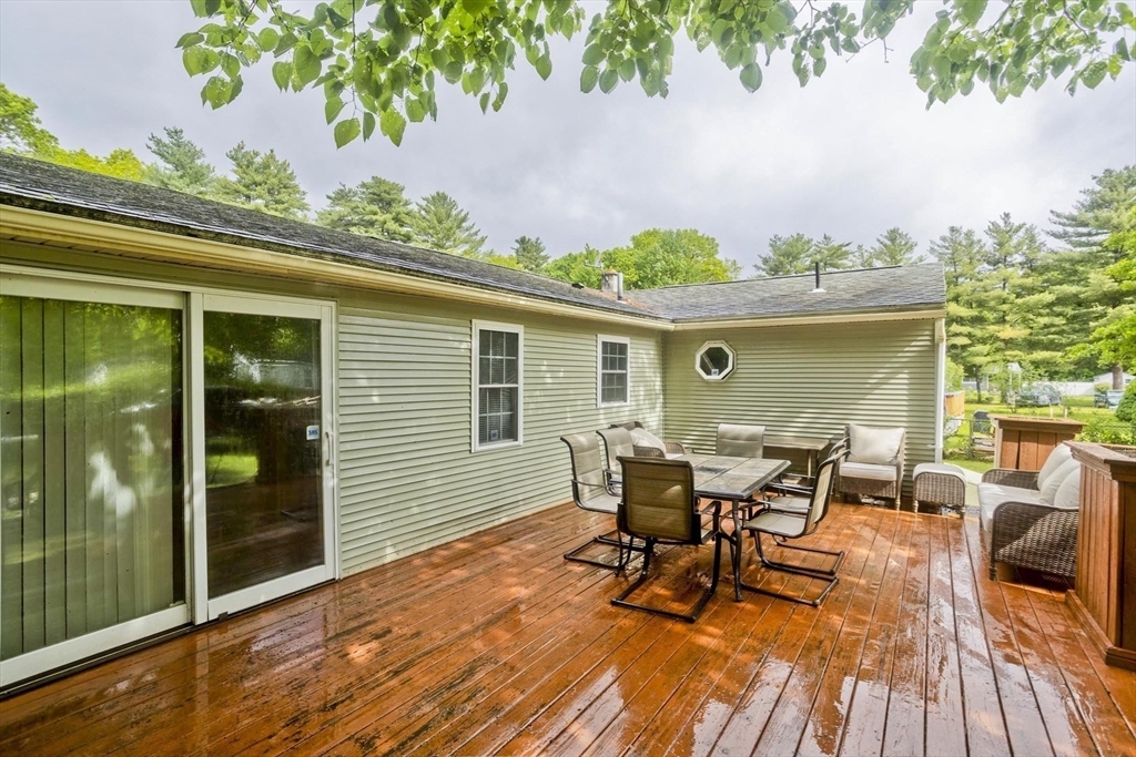 91 Spikenard Circle Springfield, MA 01129 - Photo 8 of 30