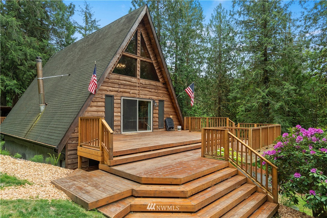 1572 Kalama River Road Kalama, WA 98625 - Photo 1 of 40 Gallery Image 1