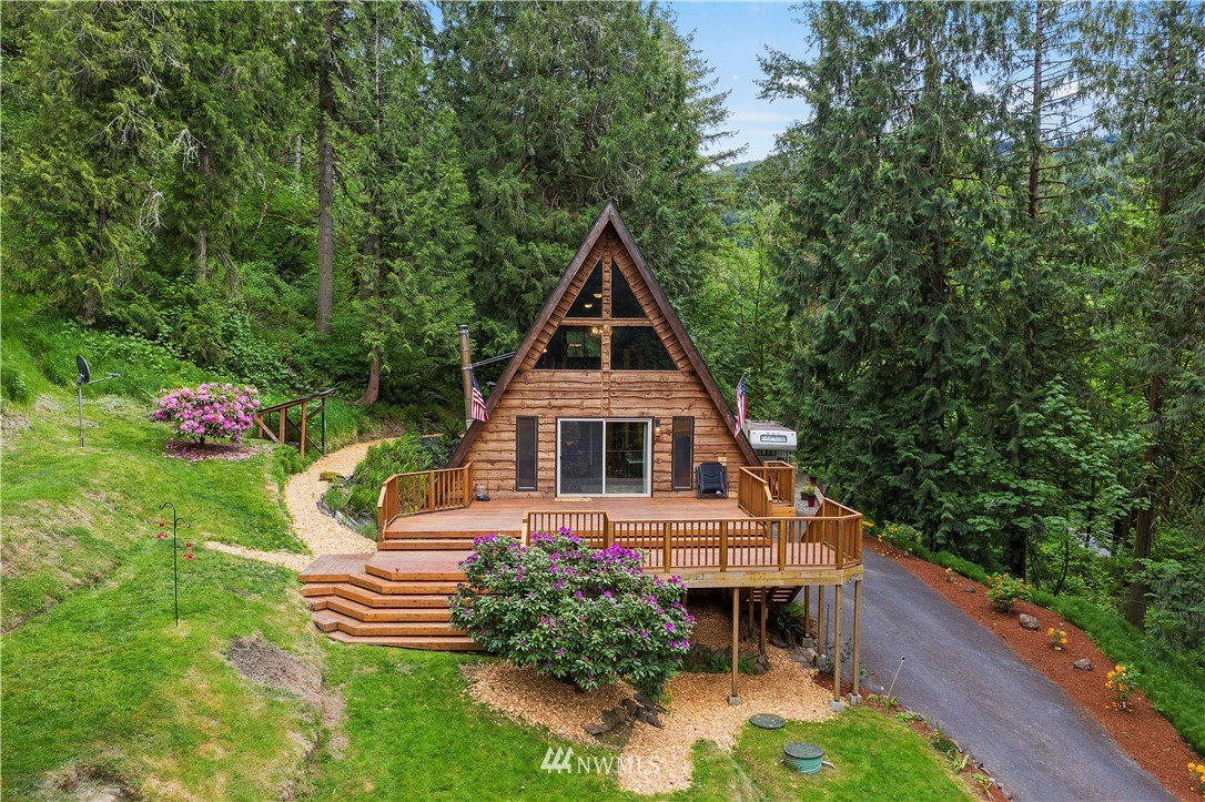 1572 Kalama River Road Kalama, WA 98625 - Photo 2 of 40 Gallery Image 2