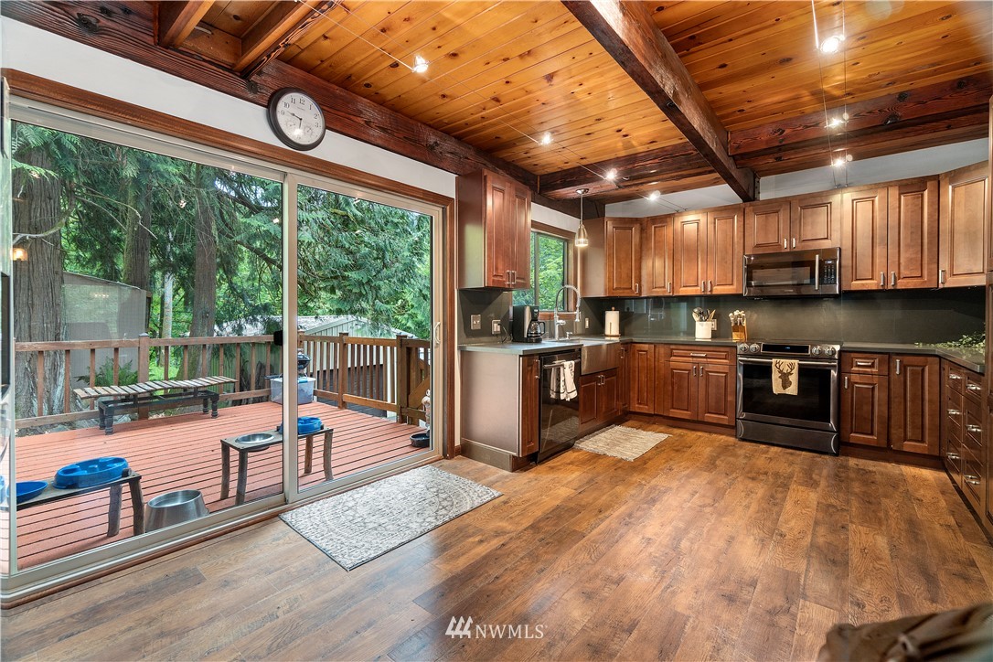 1572 Kalama River Road Kalama, WA 98625 - Photo 16 of 40 Gallery Image 16