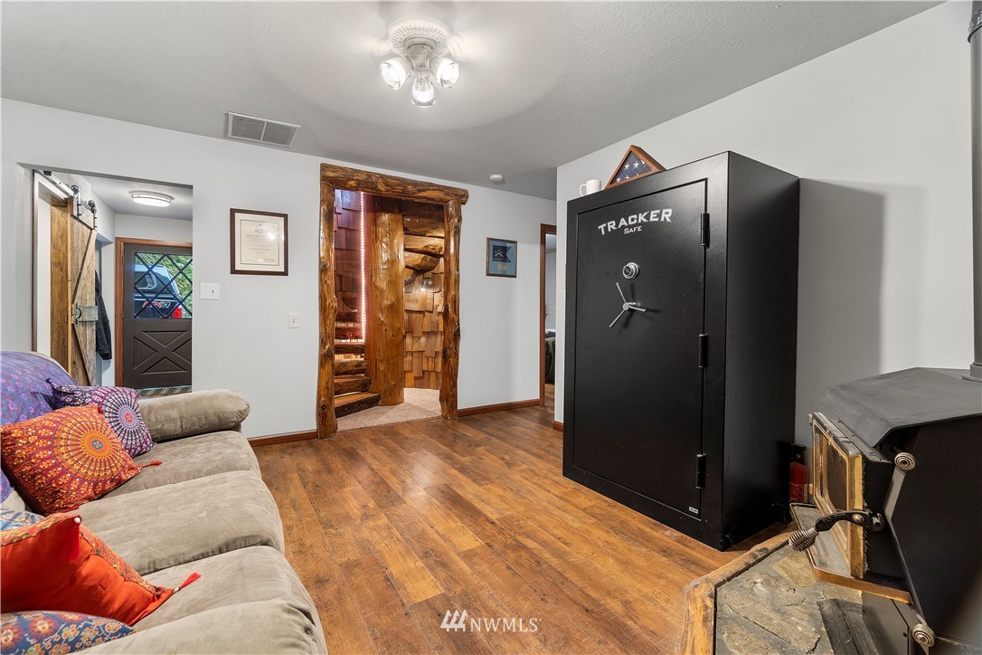 1572 Kalama River Road Kalama, WA 98625 - Photo 22 of 40 Gallery Image 22