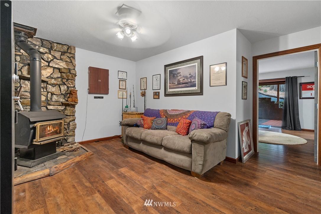 1572 Kalama River Road Kalama, WA 98625 - Photo 23 of 40 Gallery Image 23