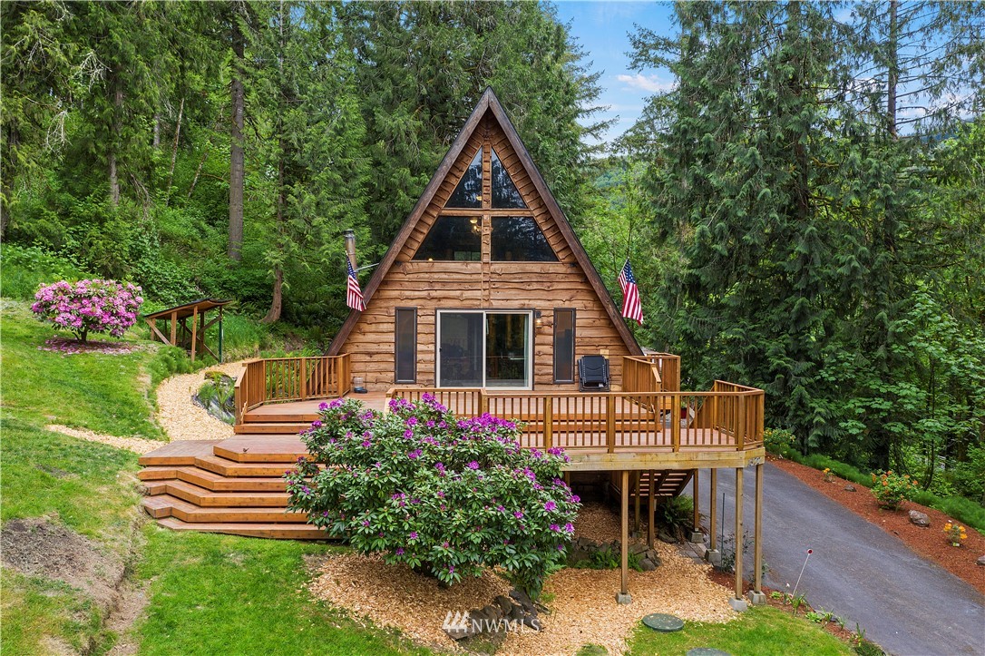 1572 Kalama River Road Kalama, WA 98625 - Photo 4 of 40 Gallery Image 4
