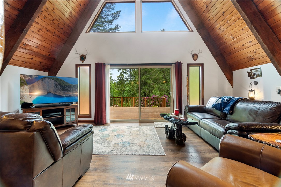 1572 Kalama River Road Kalama, WA 98625 - Photo 7 of 40 Gallery Image 7
