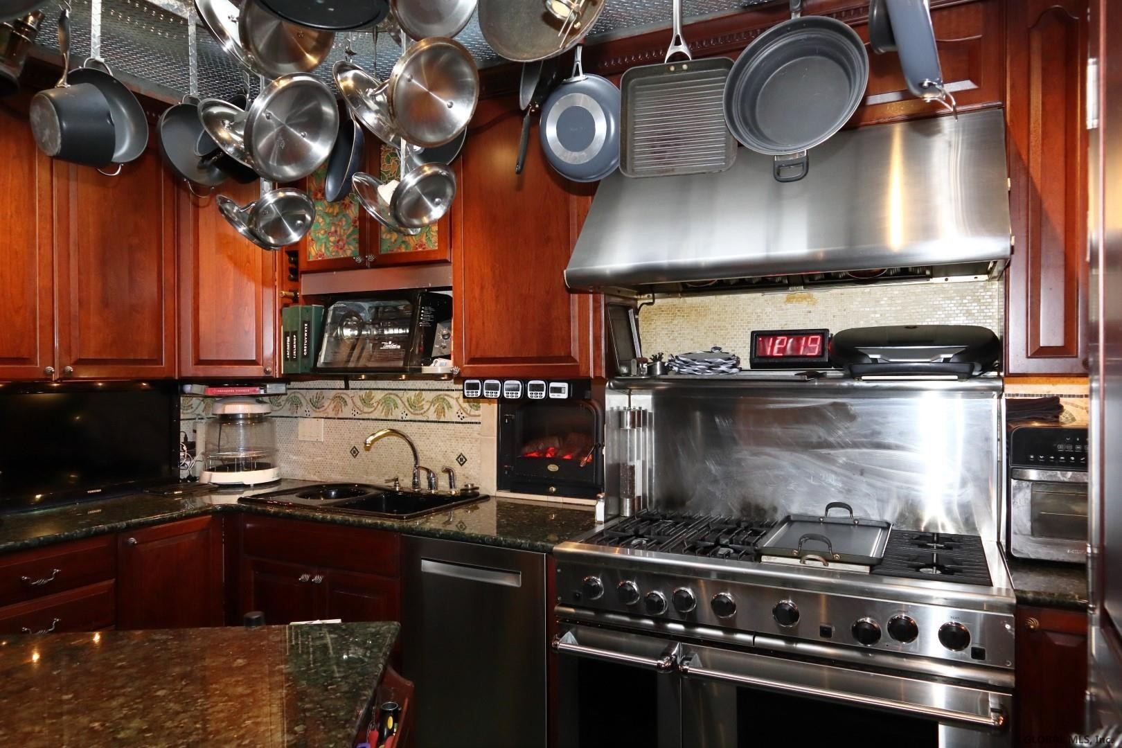 2 Ash Grove Place, Unit 4 Albany, NY 12202 - Photo 15 of 37 Photo 16