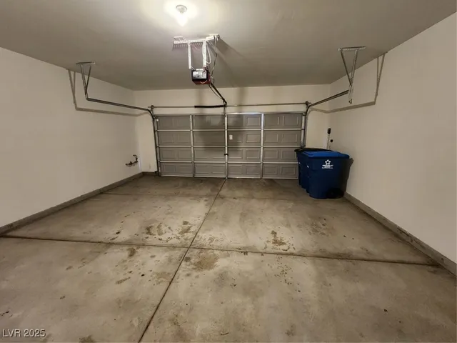 $2,445 | 5828 Bonita Rose Street, Las Vegas, NV 89113