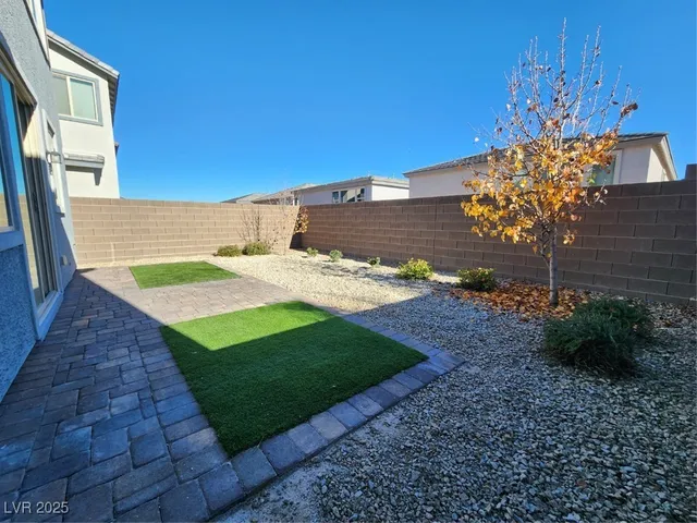 $2,445 | 5828 Bonita Rose Street, Las Vegas, NV 89113