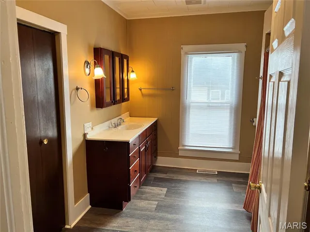 $82,500 | 523 East Tremont Street, Hillsboro, IL 62049