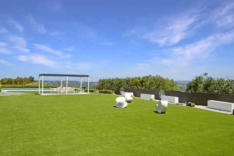 $13,950,000 | 25 Oakhill Drive, Woodside, CA 94062