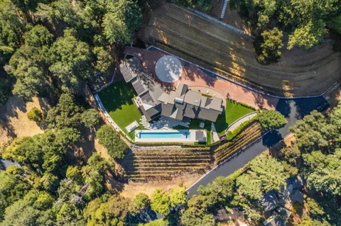 $13,950,000 | 25 Oakhill Drive, Woodside, CA 94062