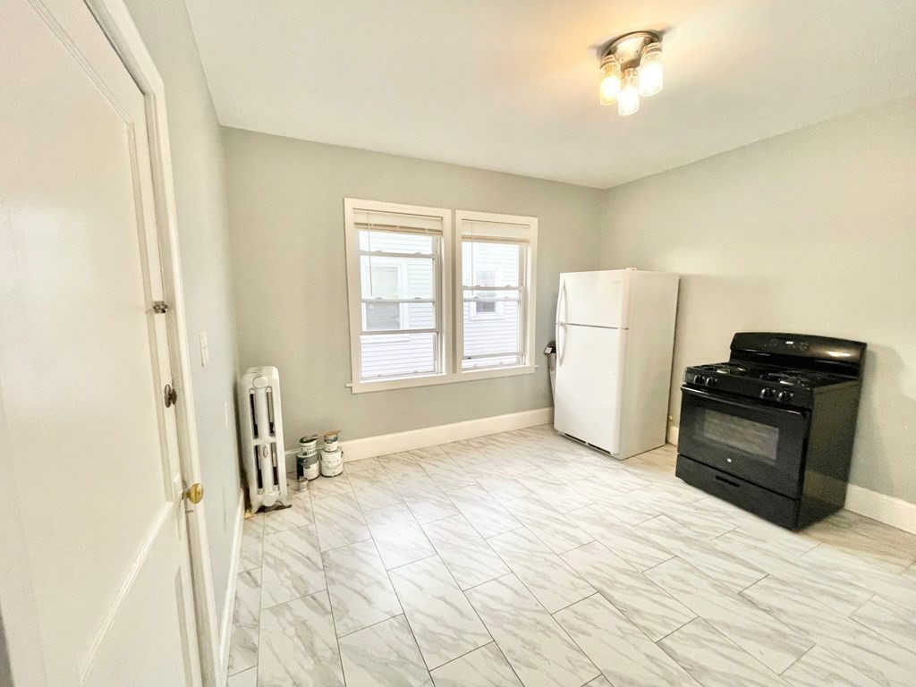 37 Hamilton Street, Unit 2 Everett, MA 02149 - Photo 15 of 21