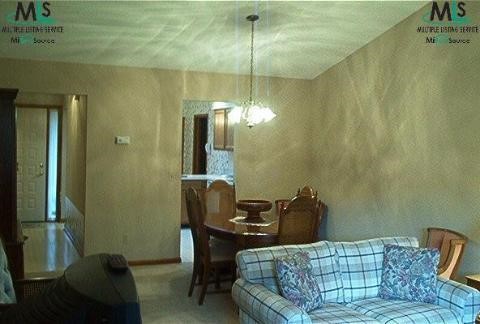 2181 North London Rochester, MI 48309 - Photo 3 of 9 558518-2.JPG