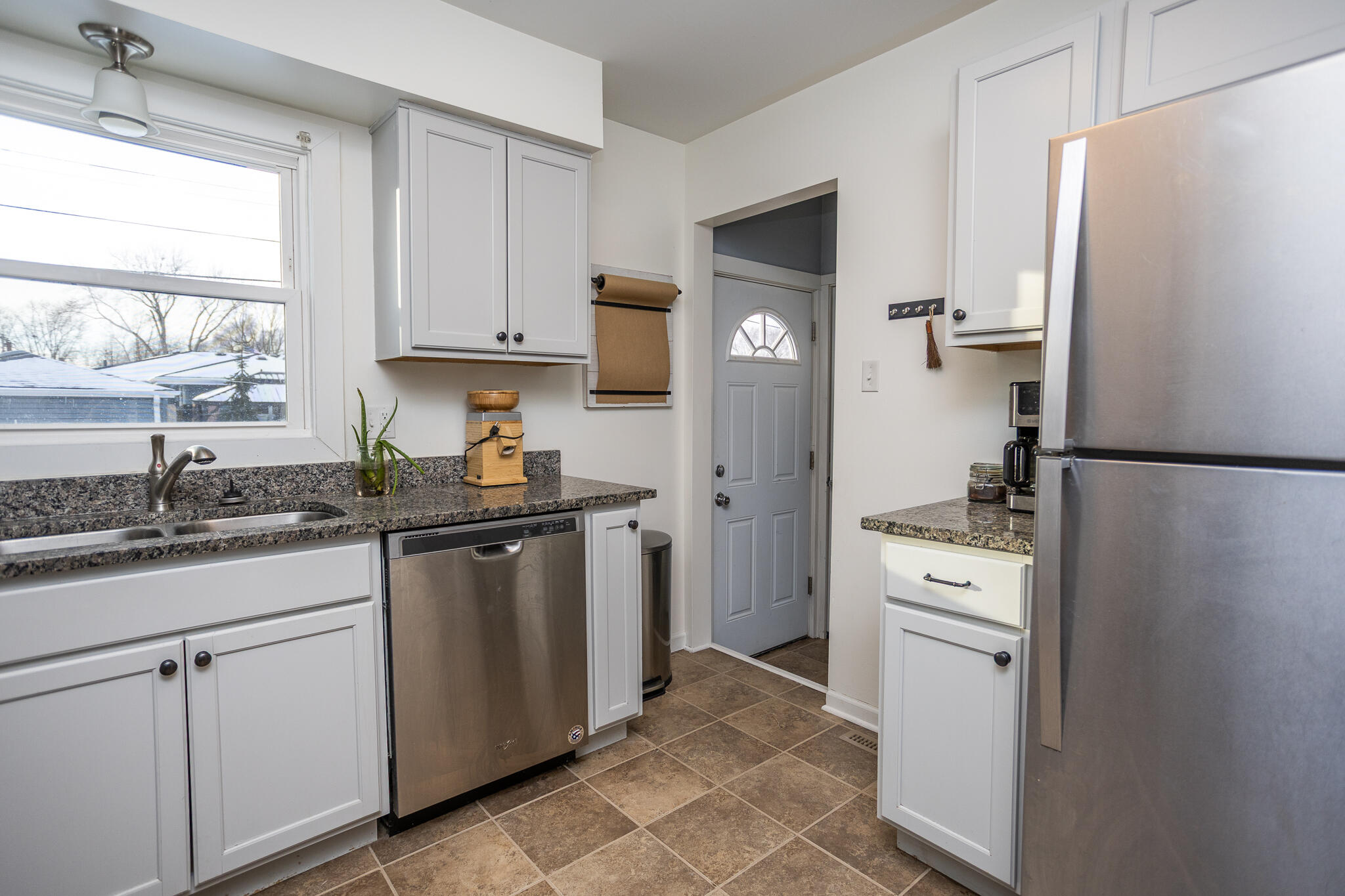 903 South Main Street Crown Point, IN 46307 - Photo 11 of 29 2048x1365