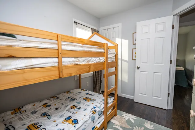 $311,500 | 903 South Main Street, Crown Point, IN 46307