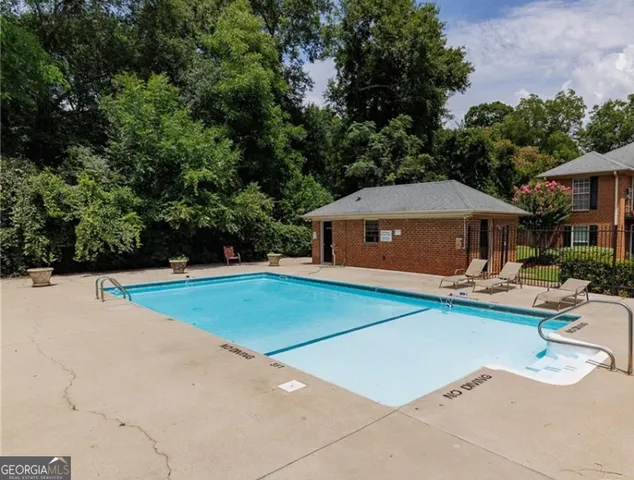 $1,500 | 1688 Prince Avenue, Unit 106, Athens, GA 30606