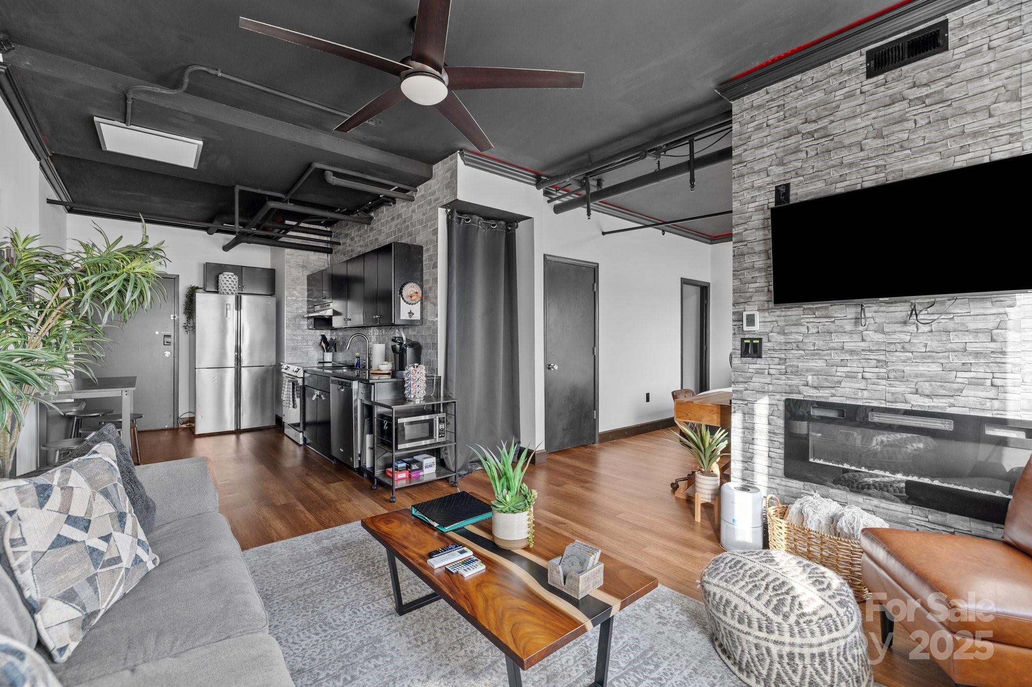 715 North Church Street, Unit 514 Charlotte, NC 28202 - Photo 2 of 32