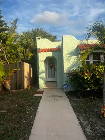 $3,000 | 314 South L Street, Lake Worth Beach, FL 33460