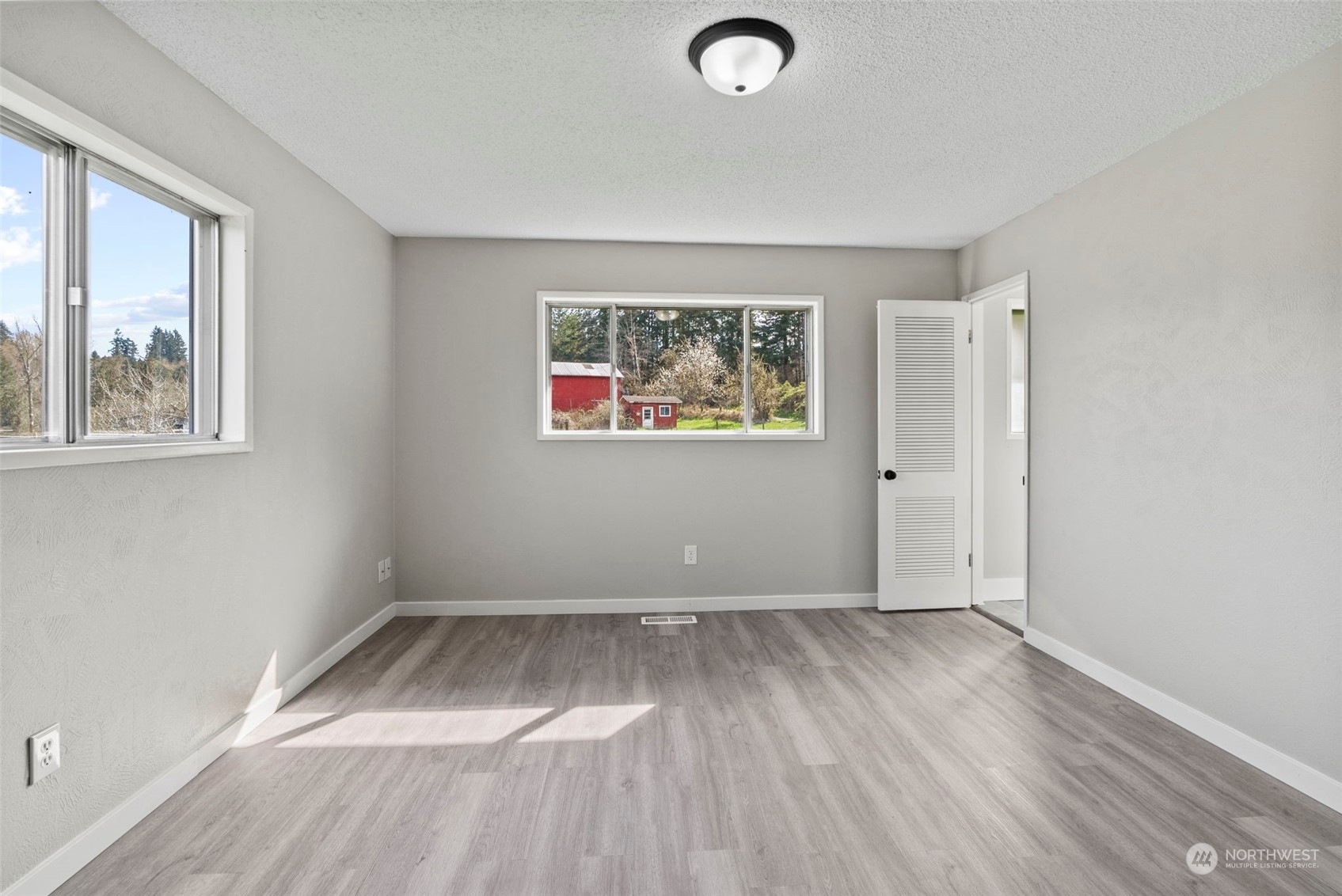265 White Road Castle Rock, WA 98611 - Photo 29 of 38 Gallery Image 29