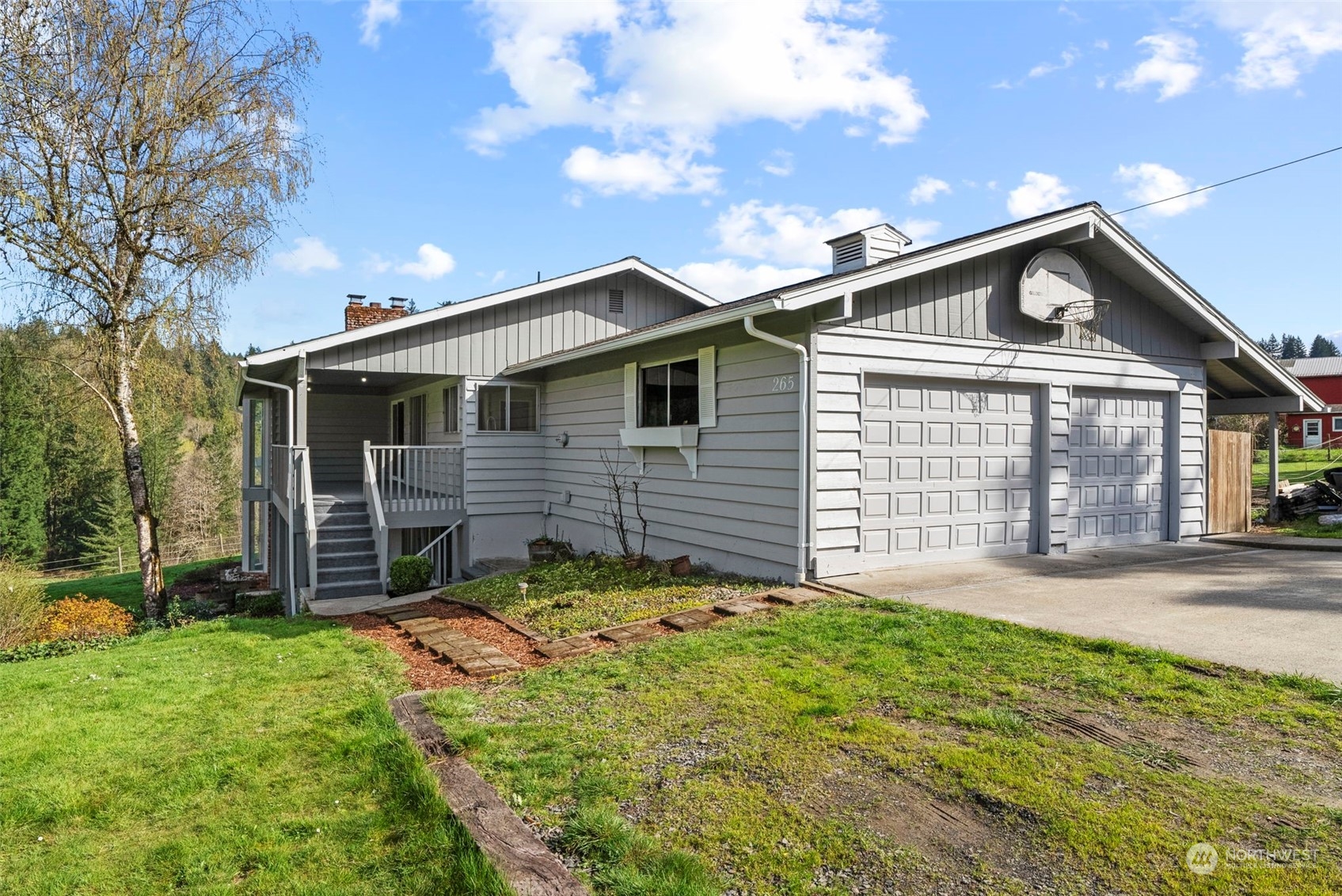 265 White Road Castle Rock, WA 98611 - Photo 3 of 38 Gallery Image 3