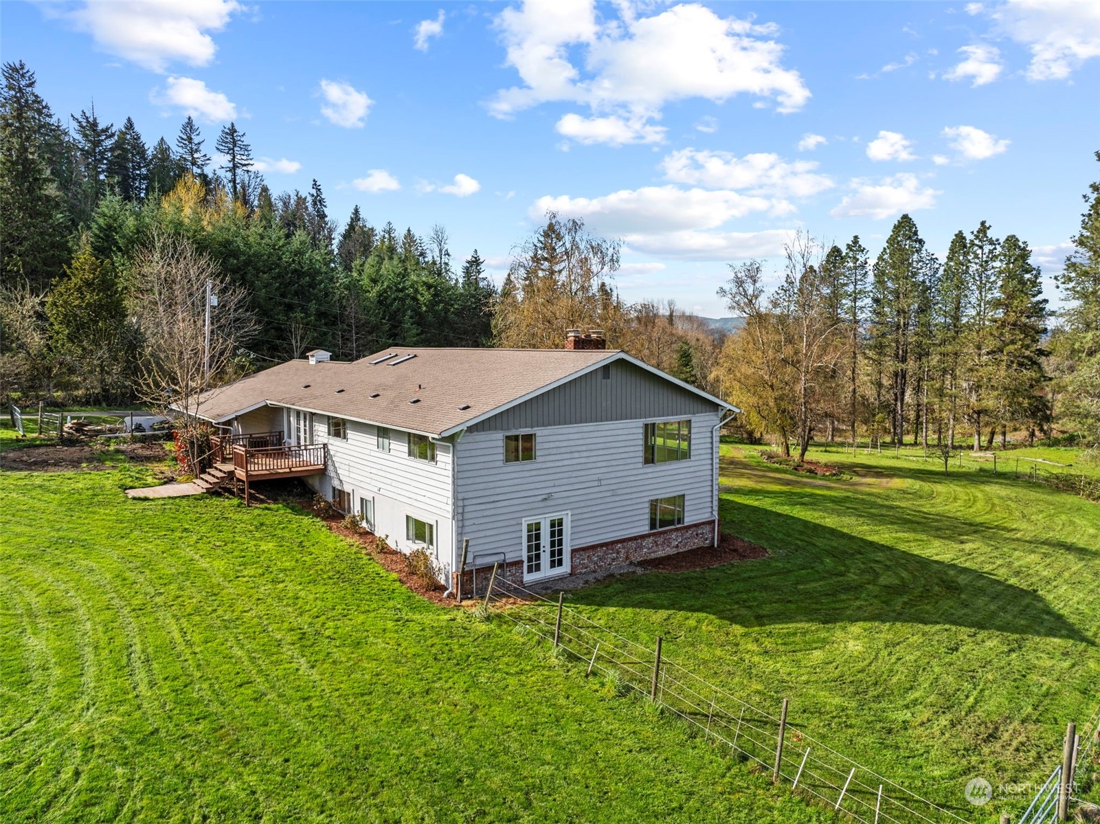 265 White Road Castle Rock, WA 98611 - Photo 6 of 38 Gallery Image 6