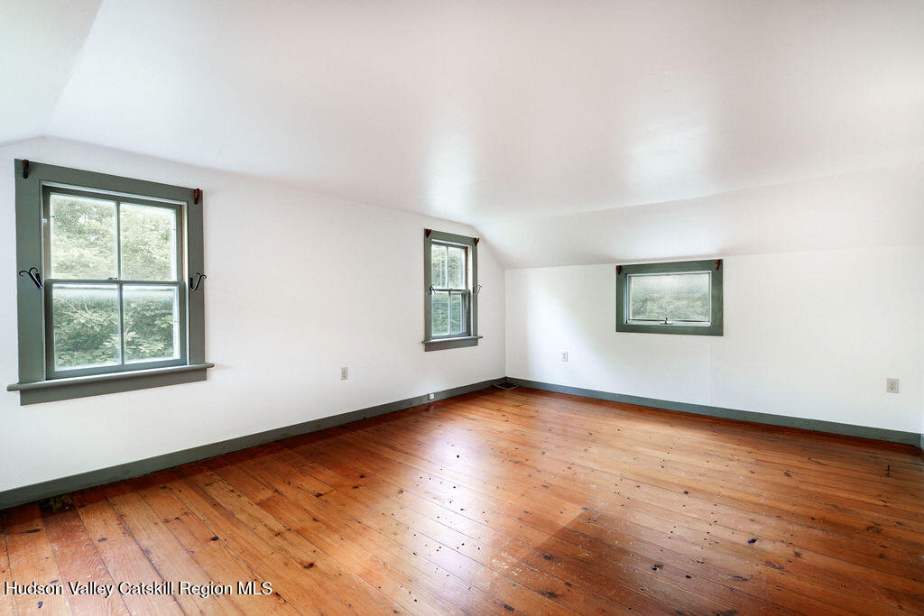286 Manor Rock Road Craryville, NY 12521 - Photo 24 of 41 286ManorRock_Bed1c