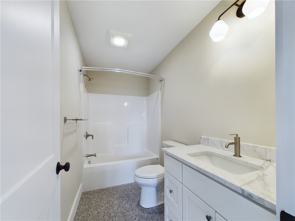 5 Carolina Nooseneck Road, Unit A Richmond, RI 02898 - Photo 15 of 20