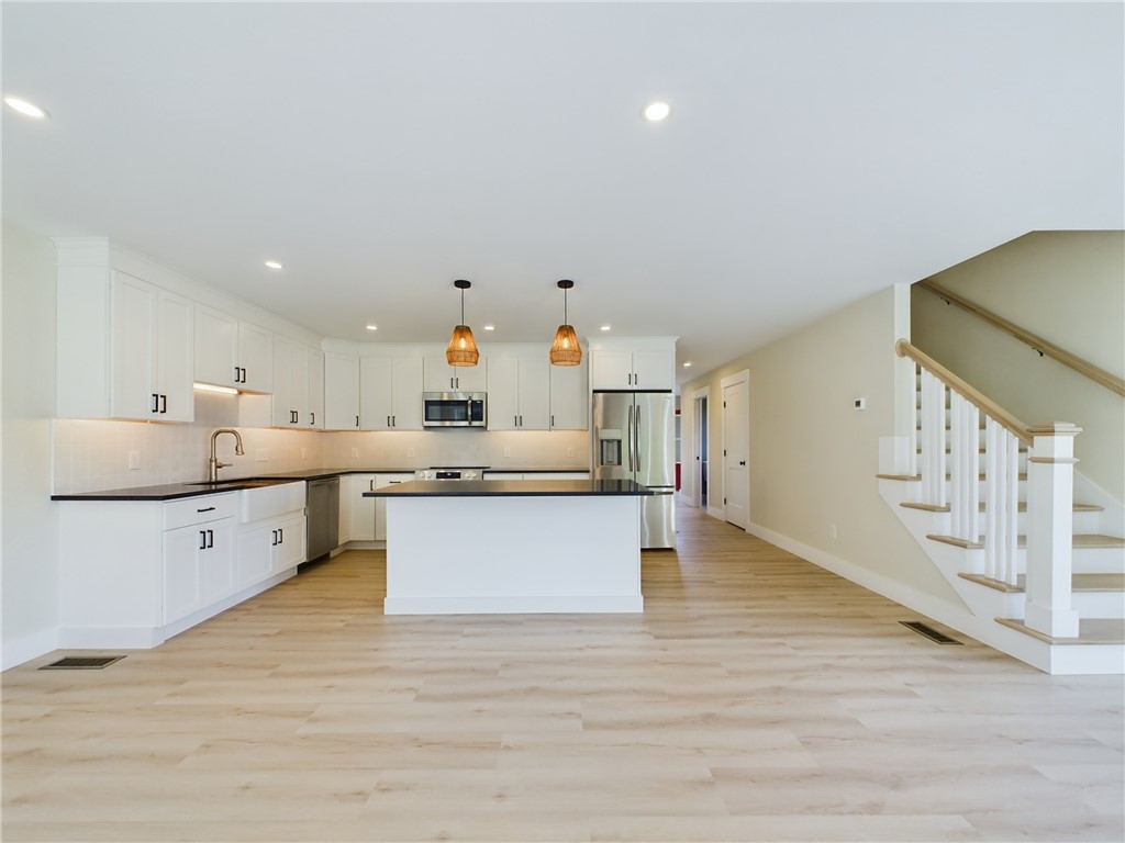 5 Carolina Nooseneck Road, Unit A Richmond, RI 02898 - Photo 6 of 20