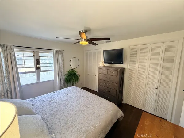 $967,000 | 2925 Knoxville Avenue, Long Beach, CA 90815