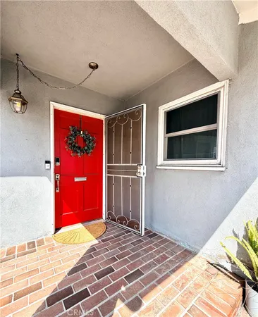 $967,000 | 2925 Knoxville Avenue, Long Beach, CA 90815