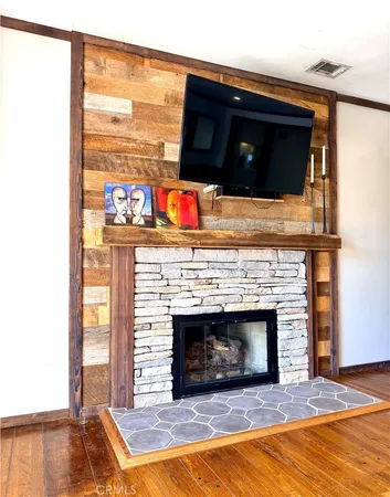 $967,000 | 2925 Knoxville Avenue, Long Beach, CA 90815
